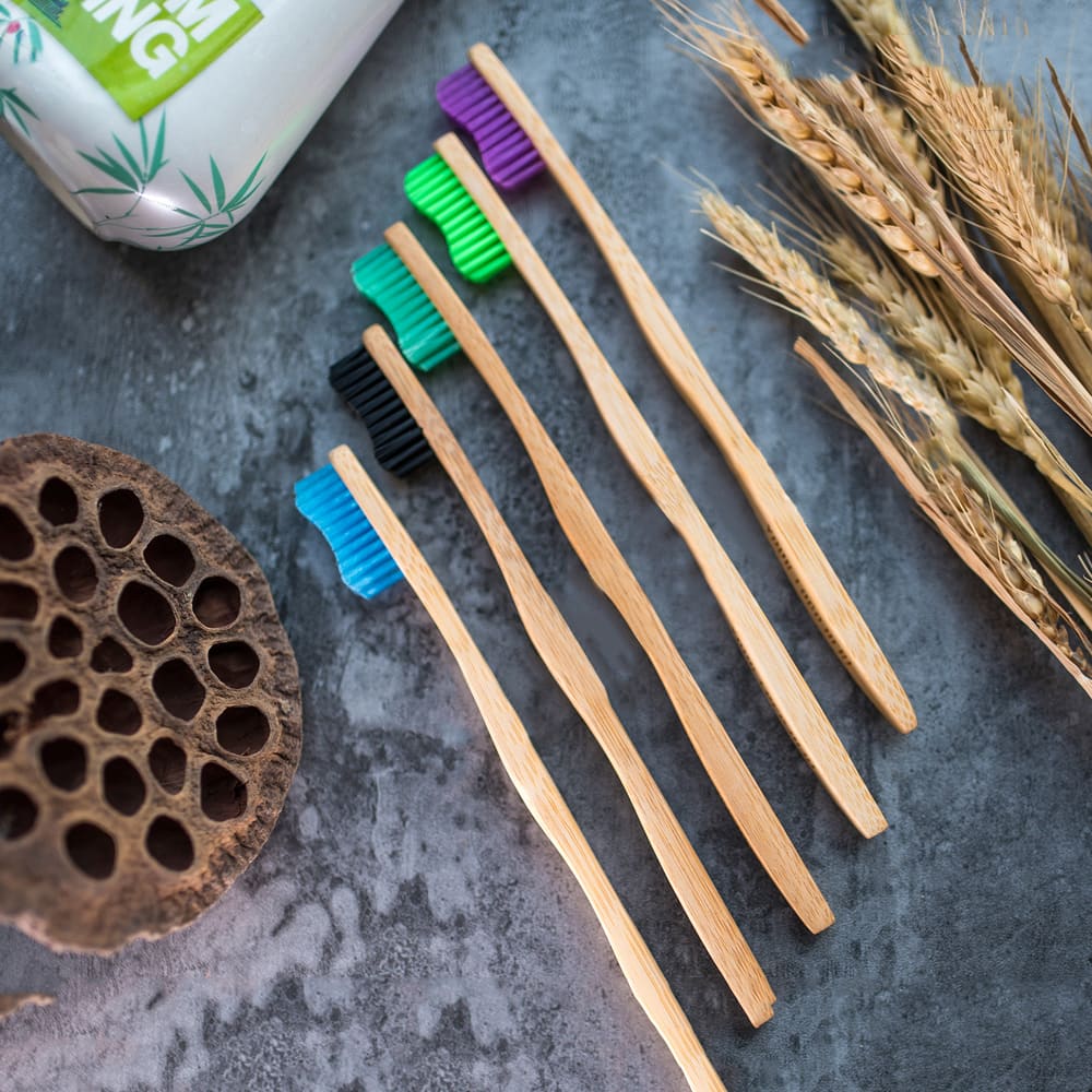 BAMBOO Četkica za zube - set od 4 komada
